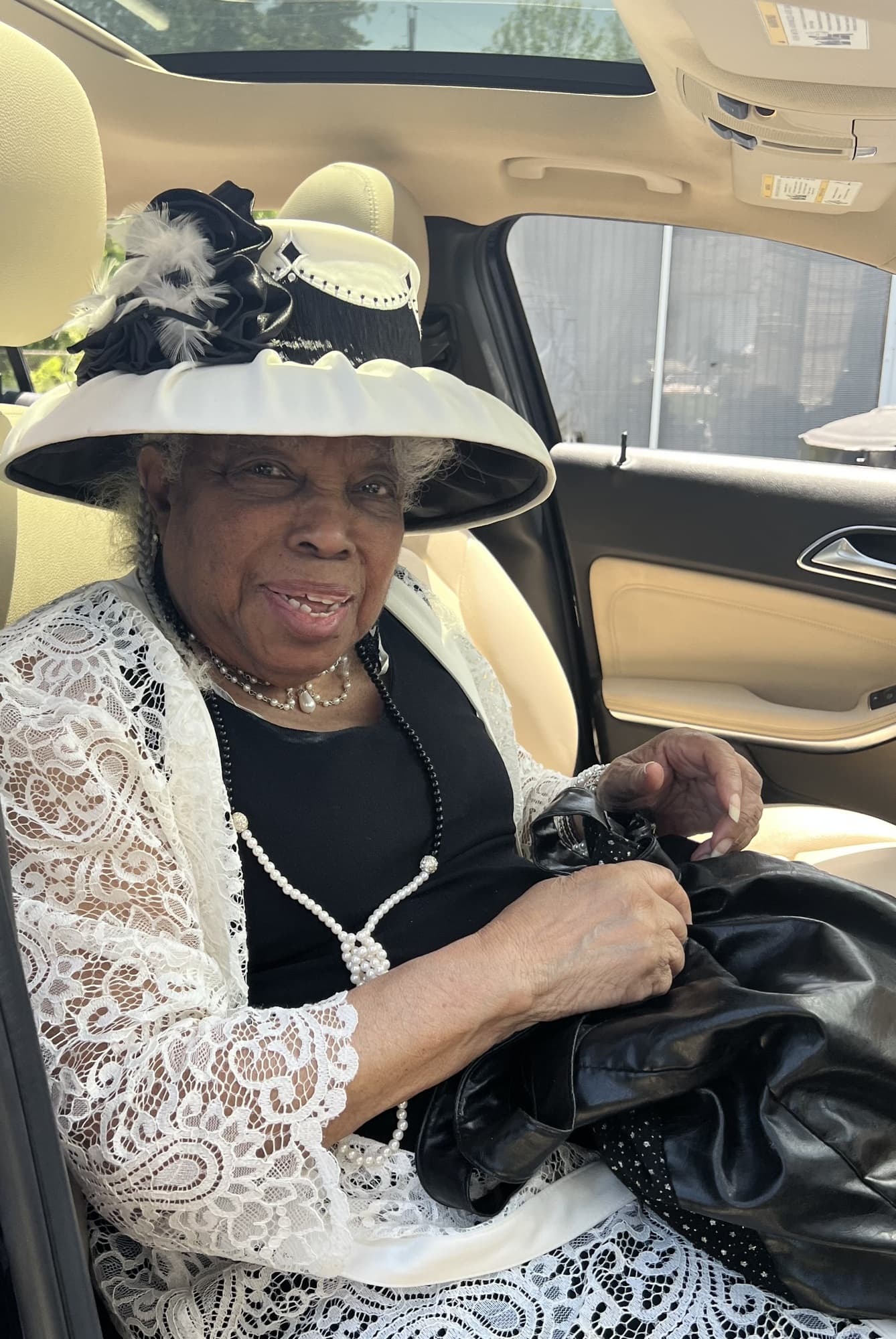 Juanita Travis